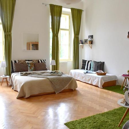 Wellness Apartments Florenc プラハ エクステリア 写真