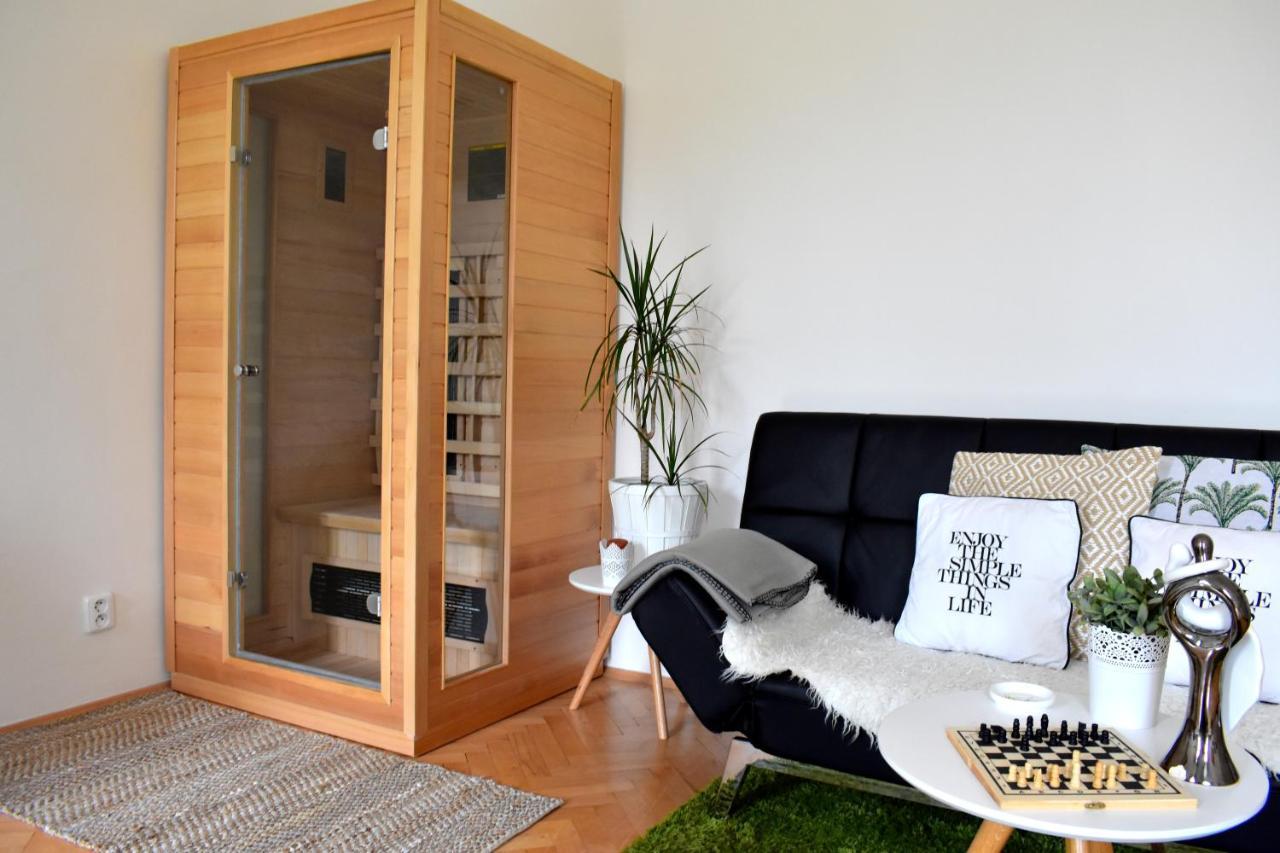Wellness Apartments Florenc プラハ エクステリア 写真