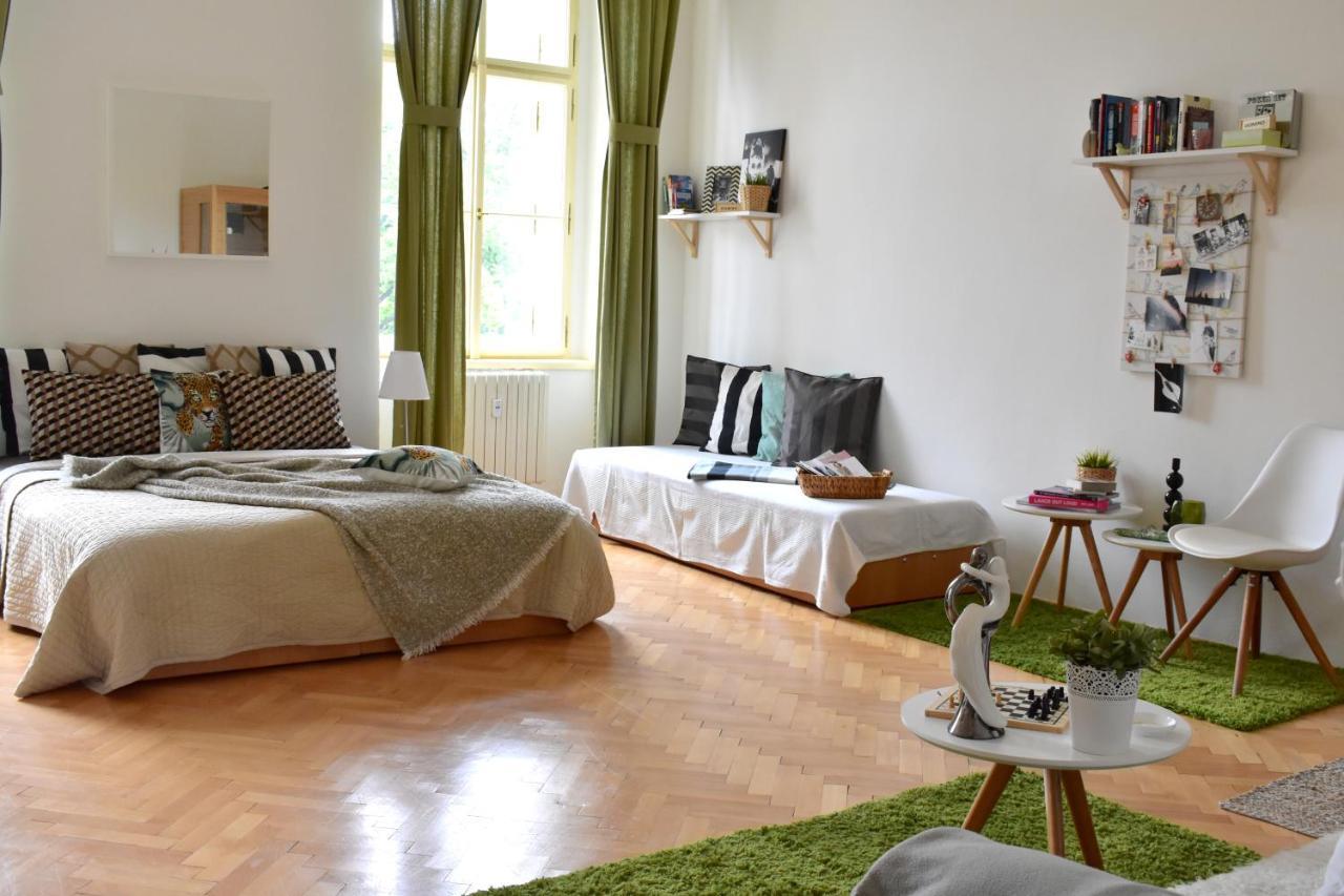 Wellness Apartments Florenc プラハ エクステリア 写真