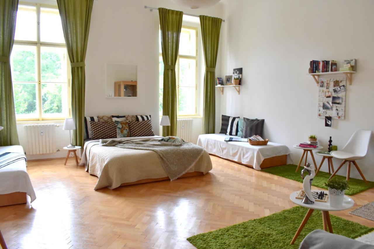 Wellness Apartments Florenc プラハ エクステリア 写真
