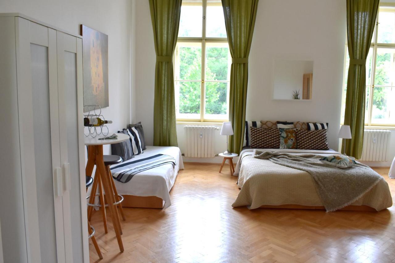Wellness Apartments Florenc プラハ エクステリア 写真