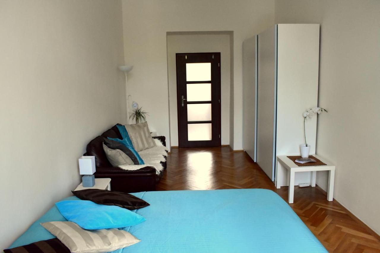 Wellness Apartments Florenc プラハ エクステリア 写真
