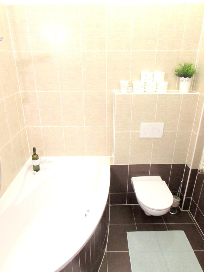 Wellness Apartments Florenc プラハ エクステリア 写真